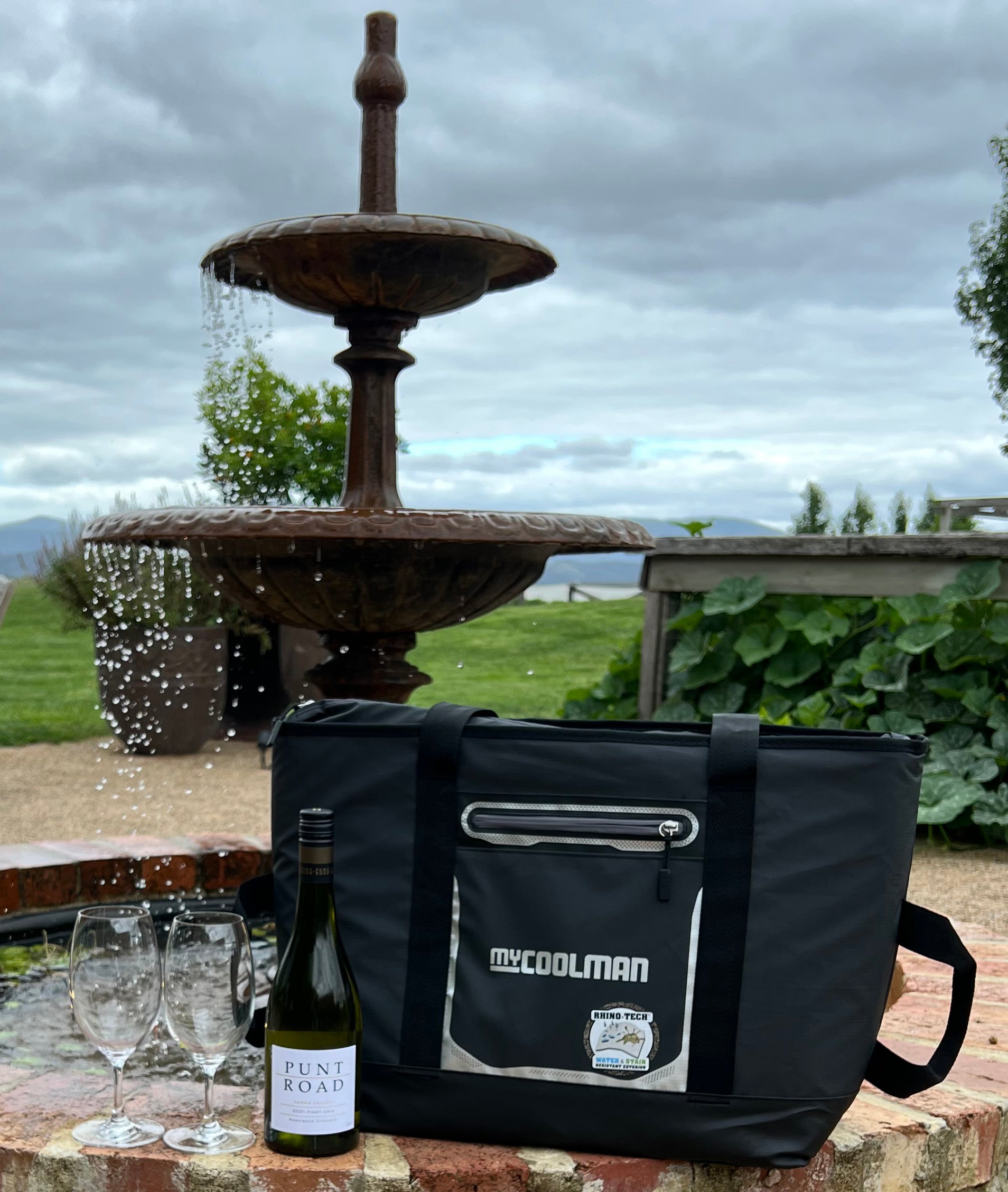 30 Can Insulated Sport Tote 25L