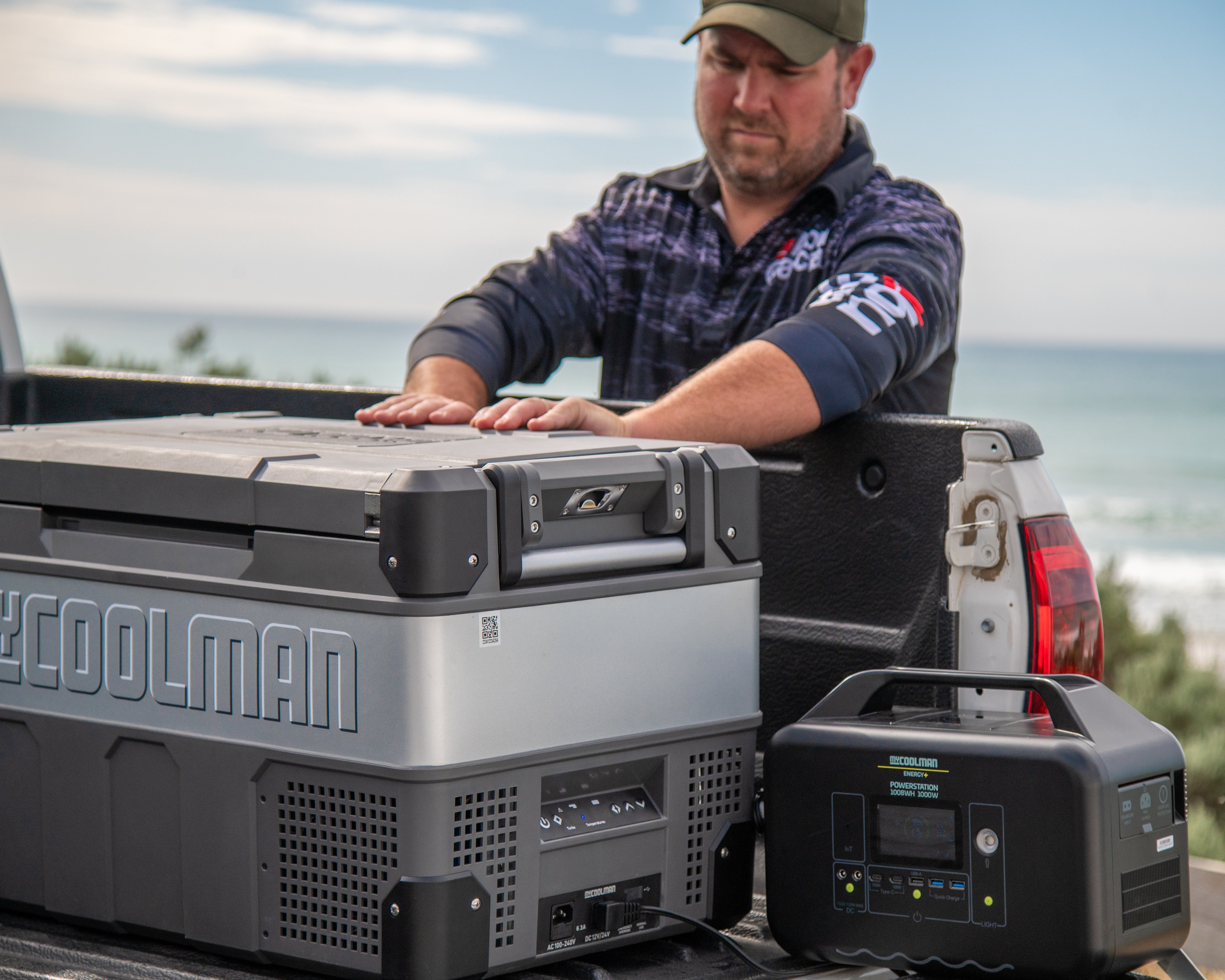 myCOOLMAN Dual Zone 53L Fridge & Freezer And Bonus PowerPack